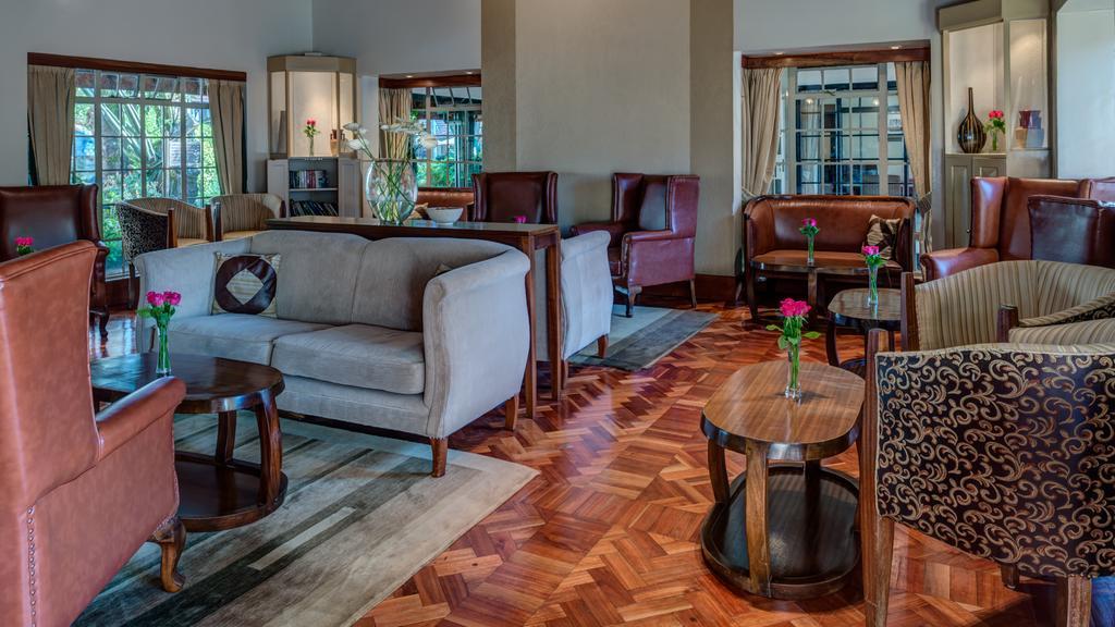 Southern Sun Mayfair Найроби Екстериор снимка